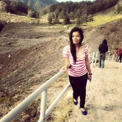 My life ??
I prefer to be HAPPY than PERFECT .. ||
:D =) || just mention for follback,,