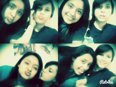 alejandraArian4's profile picture. 