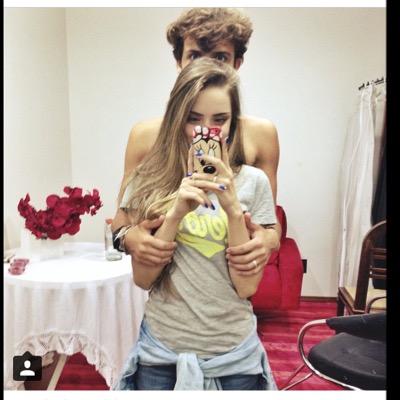 A perfeição é a doença da nação / Modelo