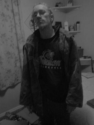 pikagir90's profile picture. im just weird and make vines