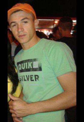 valdemir580's profile picture. 