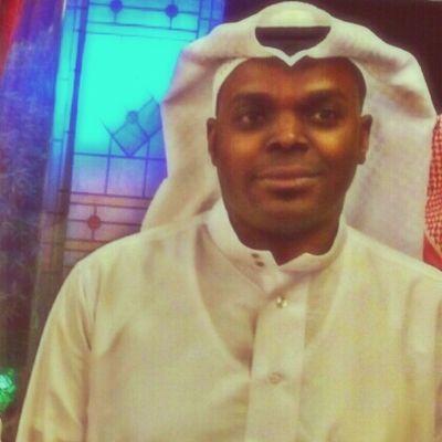 زوله وسط عيني قلبي مقره لو غاب عني طيفه اليوم ما غاب