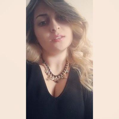 Is your mother beautiful ?