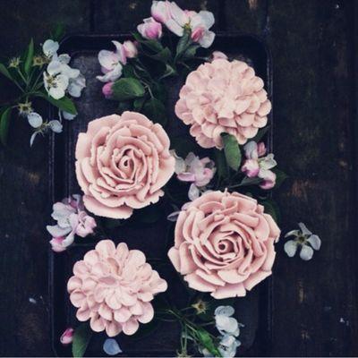 ‏دامك لفيت قول استغفر الله 10 مرات.