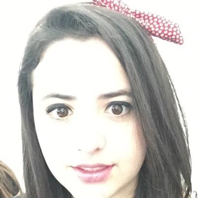 Naomia_Davila's profile picture. 