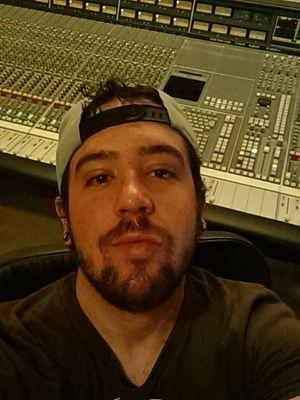 | Producer | Audio Engineer | @AlvoLoremBeats