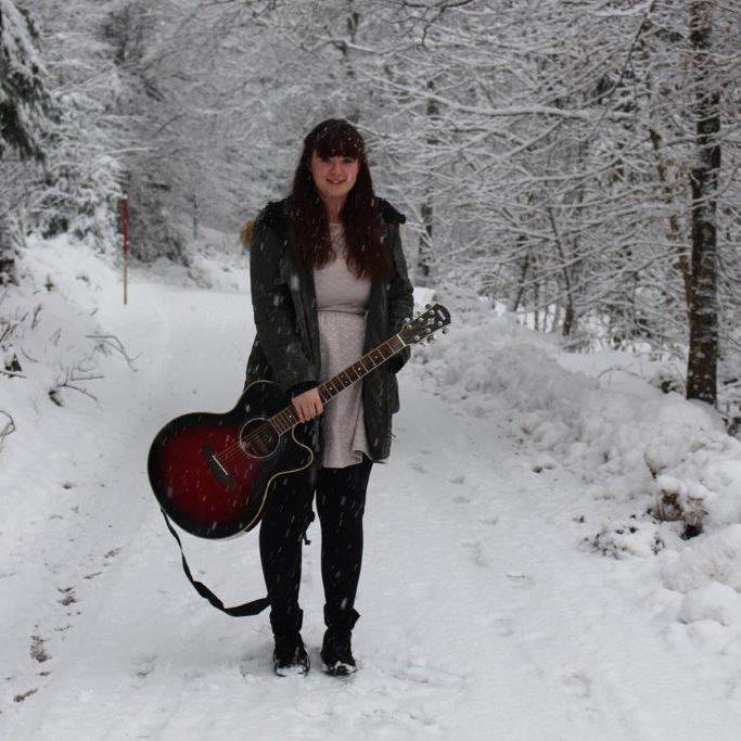 Singer-Songwriter!

🎤🎹🎸