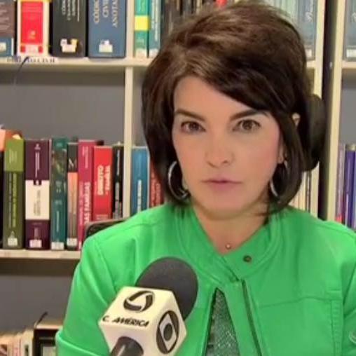Professora, Palestrante, Juíza de Direito, casada, mãe de dois filhos. Direito Sistêmico.