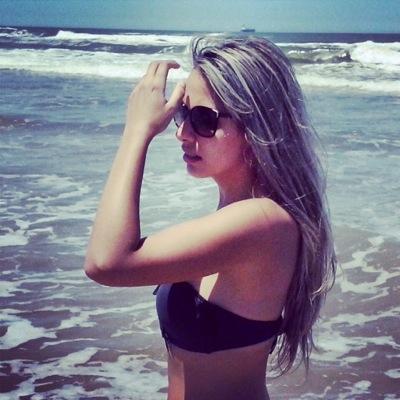 sou do meu namorado liindo ♥♥ http://t.co/vACo9HjL8p