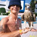 Adrian Peace - @11461a3564854eb - Twitter