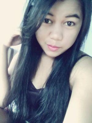 amiira975's profile picture. 