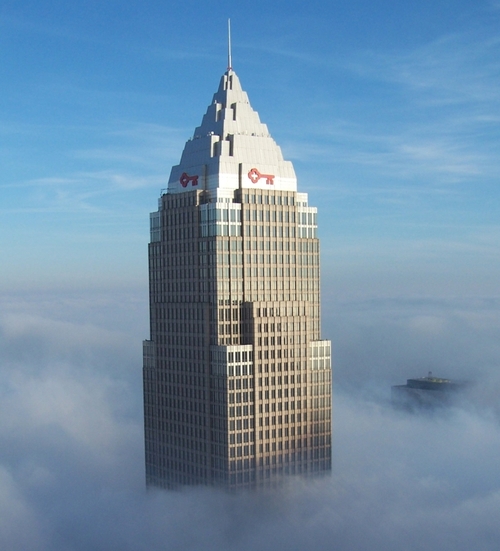 NEOmusings's profile picture. Writer and artist moonlighting as an administrative professional