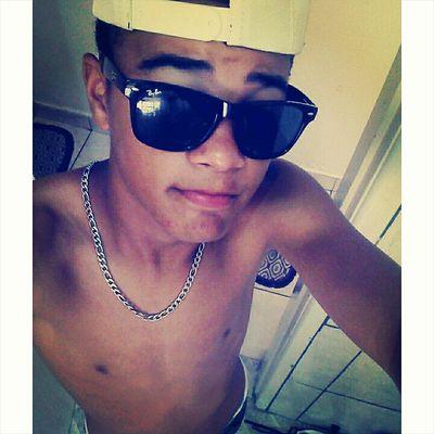 Whaats ' 945227144 :3 ;)