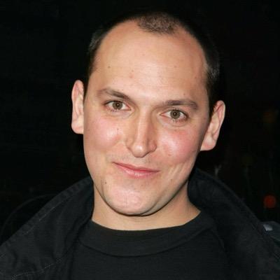 Compte Twitter Officiel • Réalisateur, Producteur et Acteur Français •
