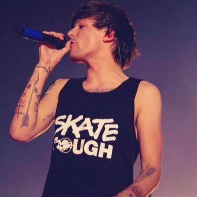 •idk man i just really want some pizza like now• //metlife 8•5•14\\