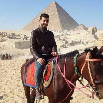 اسمي اسعد من العراق ❤️ بعدني طالب جامعي ☺️