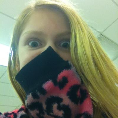 Born May 21, 2003 weird life love boys but friends first! Im in 6th grade now sooooo yeah