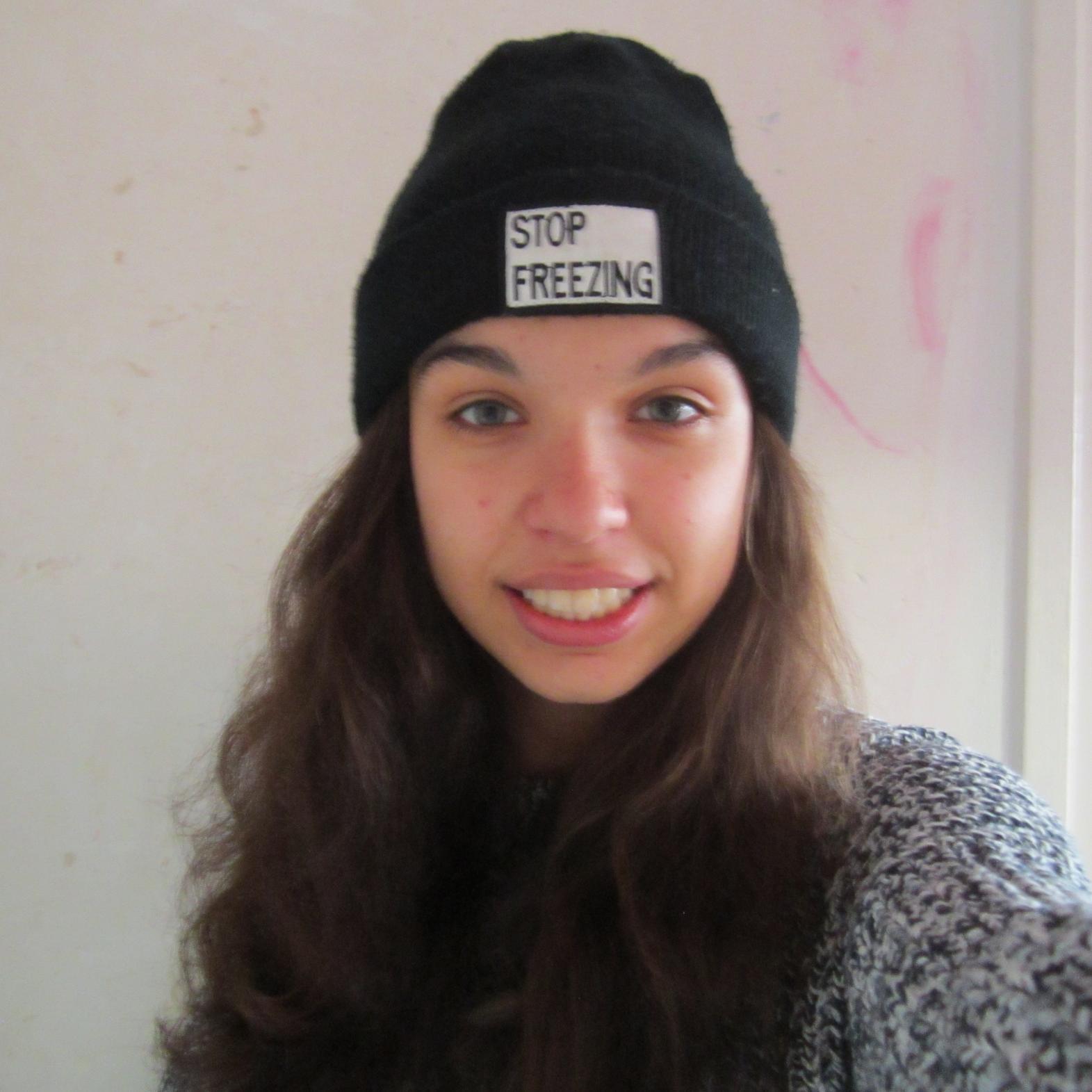 Directioner and Proud ♥ I'm crazzyy girlll ;) I'm Espanol Portuguaise 3
