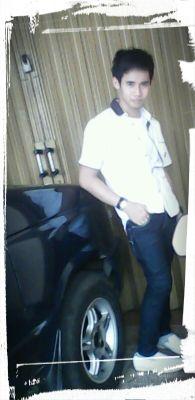 AseNadzrillio's profile picture. 