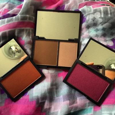 BeautePassioon's profile picture. Coucou dans mon premier tweet je vais etre exiter j'espère rencontrer des personnes qui savent m'envoyer l'image de la beaute