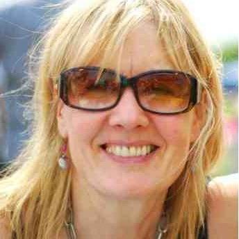 PATOSS accredited Specialist Dyslexia Assessor. Passionate about helping people identify & overcome their learning difficulties and achieve success.