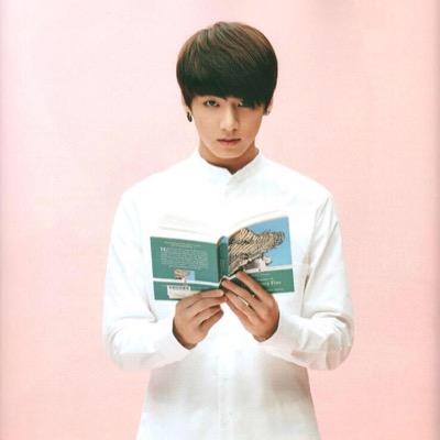 このKｰPOPアカウント消すかもです。