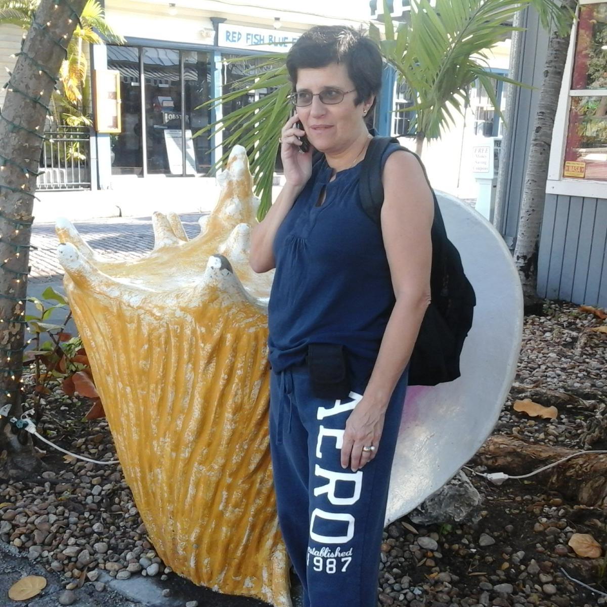 tmonica79's profile picture. 