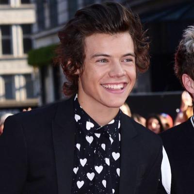 hi, i just gave you a free follow so please follow @wizardofozharry, thank you! :)
