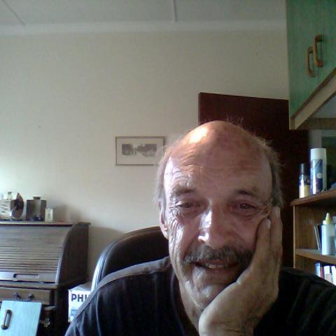 IanaAlder's profile picture. 