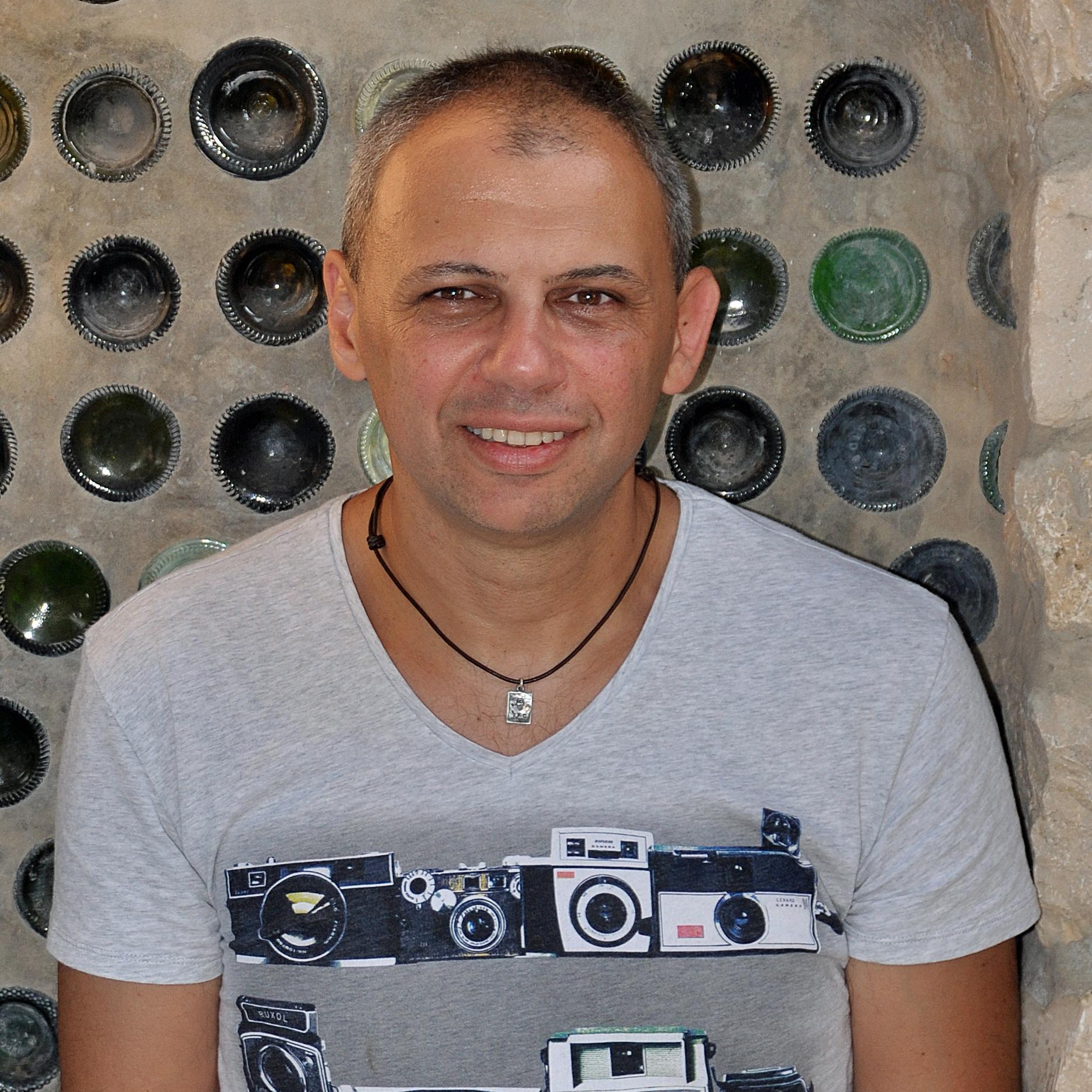 InnovationEXPRT's profile picture. Creativity is a skilled that can be learned & mastered. Content channel by #Creativity & #Innovation Expert @YoavRaiter | We offer Creativity Workshops |