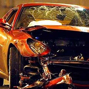 Somos una automotora de compra – venta de vehículos chocados, usados o siniestrados, con más de 30 años de experiencia en el rubro.