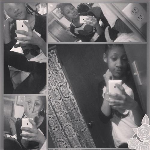 Niyyya ,follow me and I follow back pretty and shoe game