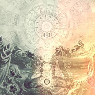 Key_Points's profile picture. God's child. wide arm hugs. gap tooth smile. lover of love. thick strand curls.  flower child