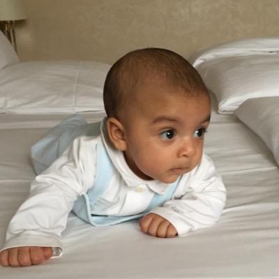 Georginathomasw's profile picture. 