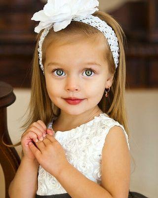 KaylaRose_GAGU's profile picture. Mackayla Rose Hudson but you can call me Kayla. Daughter of @Finnchesterhud and @ImMsRachelBerry. 4 years old. i like,music,singing and dancing,