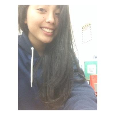 Victoriaat_43's profile picture. Okay. I don't want to hear your voice. It's annoying.