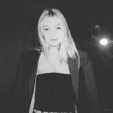HI! Since I gave you a free follow, it would mean a lot if you followed @flannelgarbage! She follows back :)