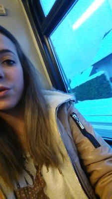 besoin de personne pour réussir encore moin pour mourir je préfère décéder sous des armes que de tomber sous ton charme ✋              snap: caro.schopfer