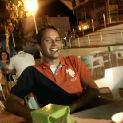 manolomunozm's profile picture. 