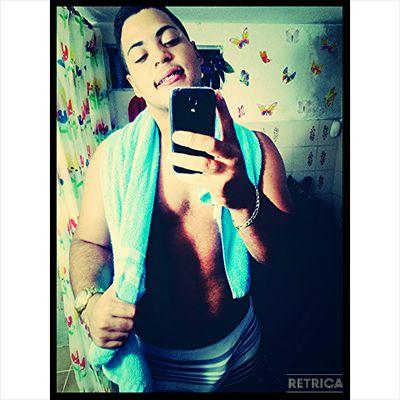 Como se o silêncio dissesse tudo
Um sentimento bom que me leva pra outro mundo
A vontade de te ver já é maior que tudo
Não existem distâncias no meu novo mundo