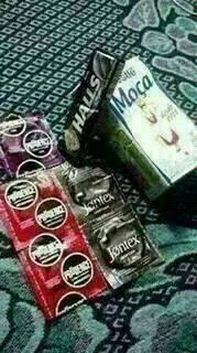 Mandem Fotos e Plaquinha Na DM (Sigilo Absoluto)
