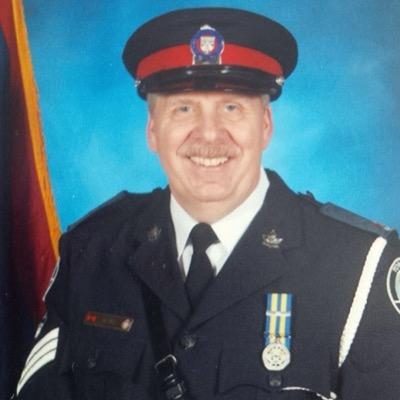 Staff Sergeant- @tps_cpeu Emergency 911/ Non-Emergency 416-808-2222 or TDD 4164670493 Account is not monitored 24/7