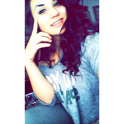 BrandiiBlack's profile picture. 