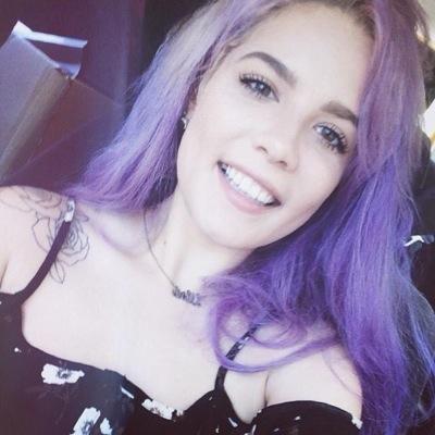 // updating you on @halseymusic //