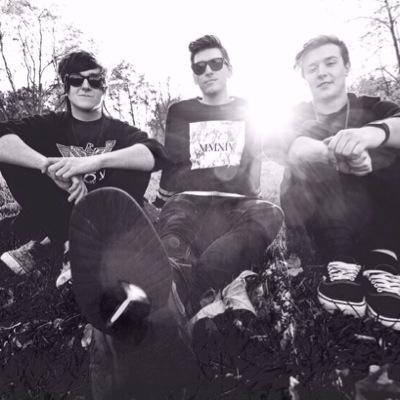 @latenitereading MA Street Team ⠀⠀⠀⠀⠀ NEW EP ECSTASY OUT NOW