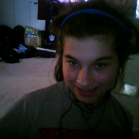 Baksetball   cheer and soft ball and i love li'l mix and i go to saratoga middle school 13 yrs.old  # Team Meagn # love track