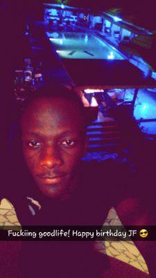 Zeuybessekon's profile picture. snapchat / IG : zeuye_bessekon