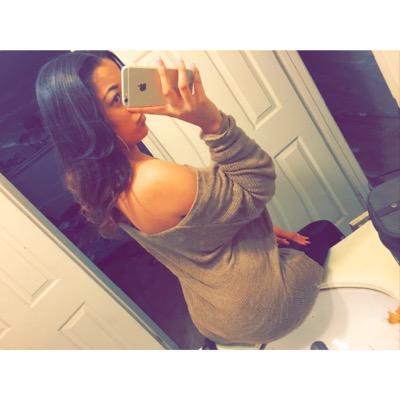 Follow mee new to this 


IG : jessicaFnnMarie 

Kik : jessicfnmarie