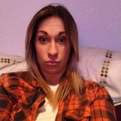 IzzyKing93's profile picture. Always have faith in your dreams, you only have one shot!