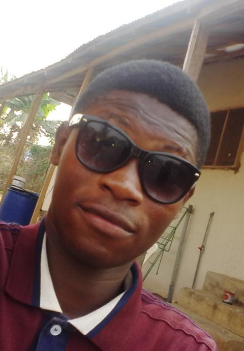 A̶̲̥̅♏ å cool ånd honest person to associate with